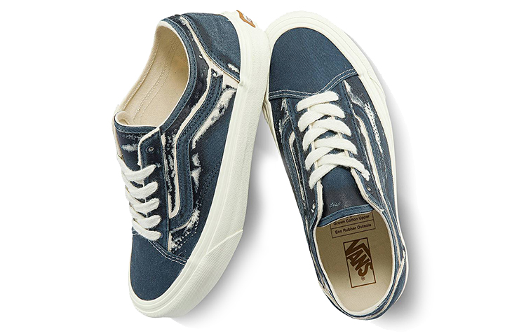 Shop Vans オールドスクール テーパード (ブルー) VN0A54F48CP