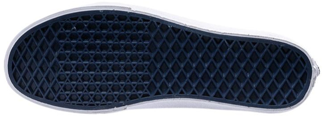 Vans Old Skool V 'Dress Blues' VN0A3D29QE7 Shop Vans Old Skool V 'Dress Blues' VN0A3D29QE7