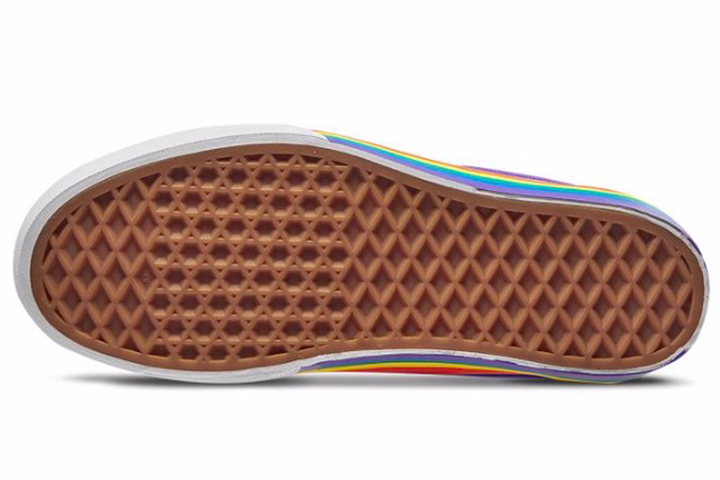 Shop Vans Old Skool V 平台鞋 '彩虹' VN0A45K2VS3