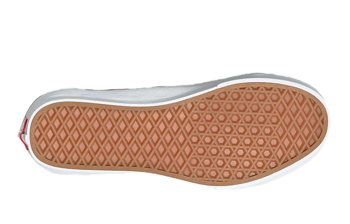 Shop Vans 经典款 VN0005UGKAQ