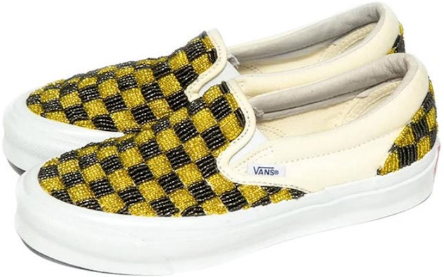 Vans One Block Down x Slip-On 'Dog Days Amaran Hitam Kuning' OBD-0011YELLOW Lookbook Vans One Block Down x Slip-On 'Dog Days Amaran Hitam Kuning' OBD-0011YELLOW