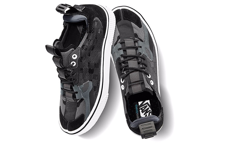 Shop Vans Overt ComfyCush 'Tablero de Ajedrez Negro' VN0A4TZSN40