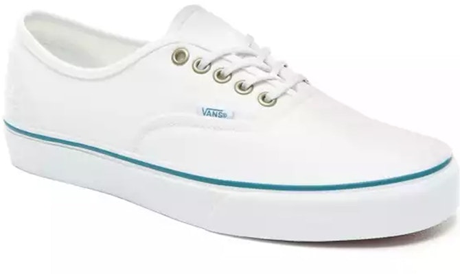 Vans PET 经典款 白色 VN0A38EMVK9 Lookbook Vans PET 经典款 白色 VN0A38EMVK9