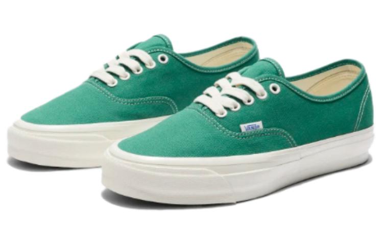 Shop Vans Authentique Premium 44 ''Vert Pin'' VN000CQAD3R