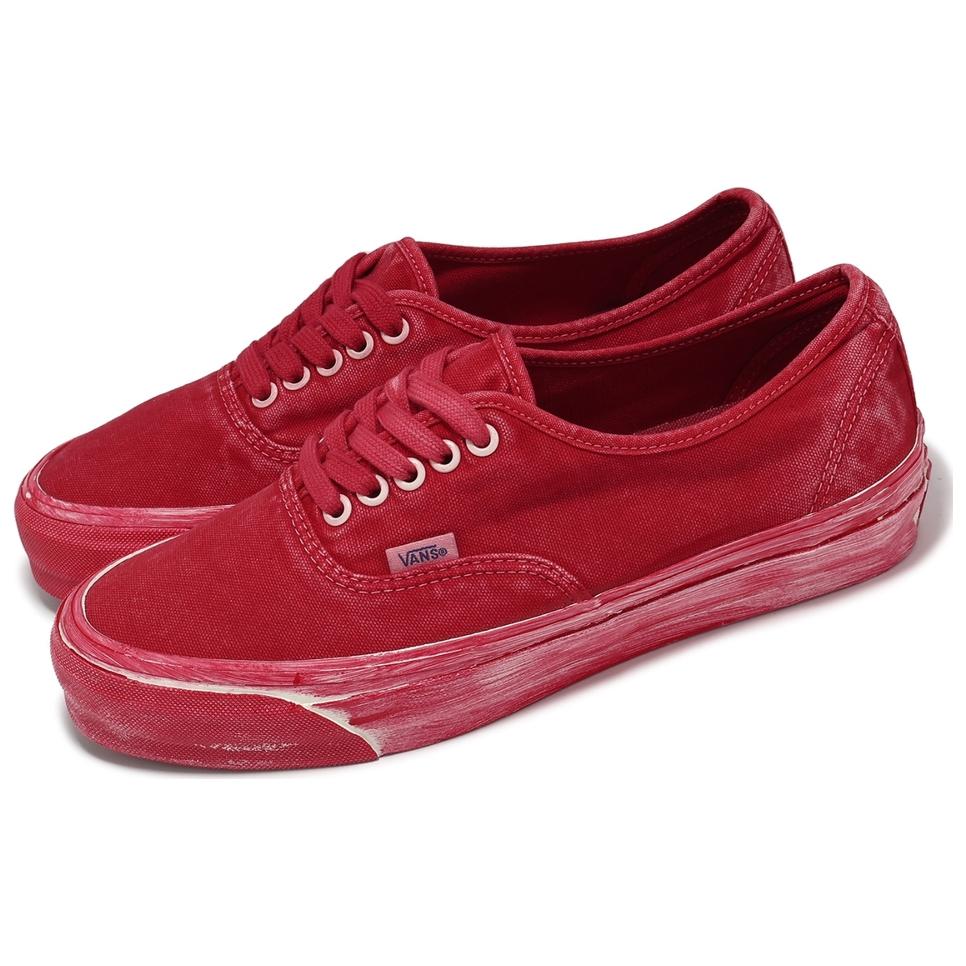 Lookbook Vans プレミアムオーセンティック レッドダイ (Vans Puremiamu Ōsentikku Reddo Dai) VN000CQACHK