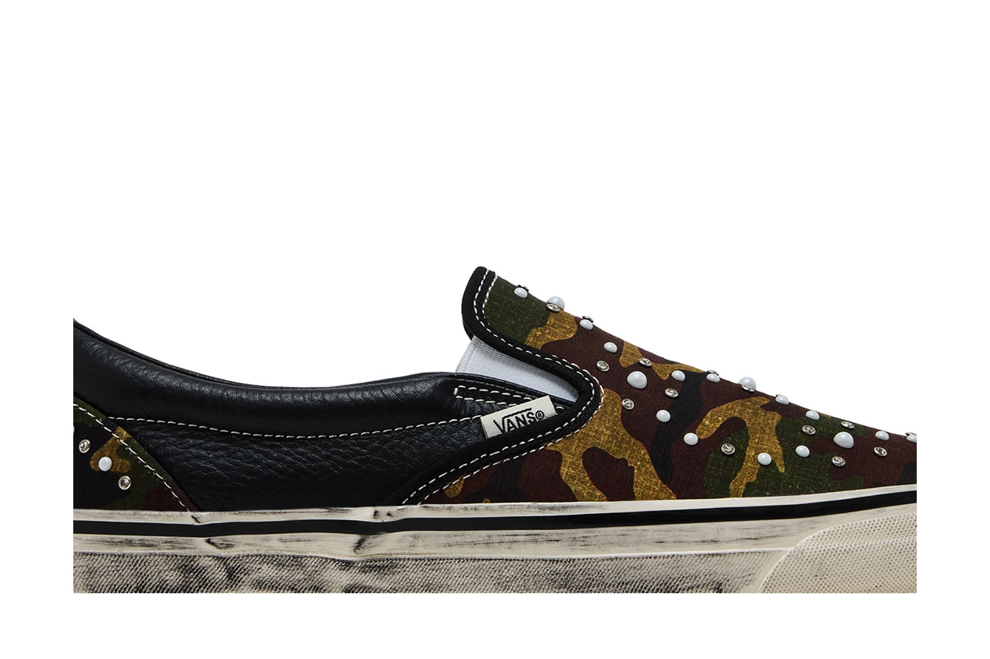 Lookbook Vans LX Classic Slip-On 98 Pack Perlado Camo Negro VN000D9PCAK