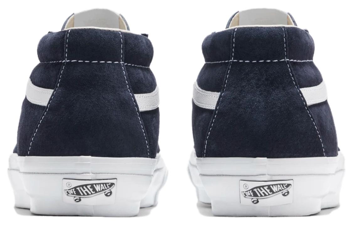 Lookbook Vans 高級版 Sk8-Mid 83 '低音藍' VN000CQQCIE