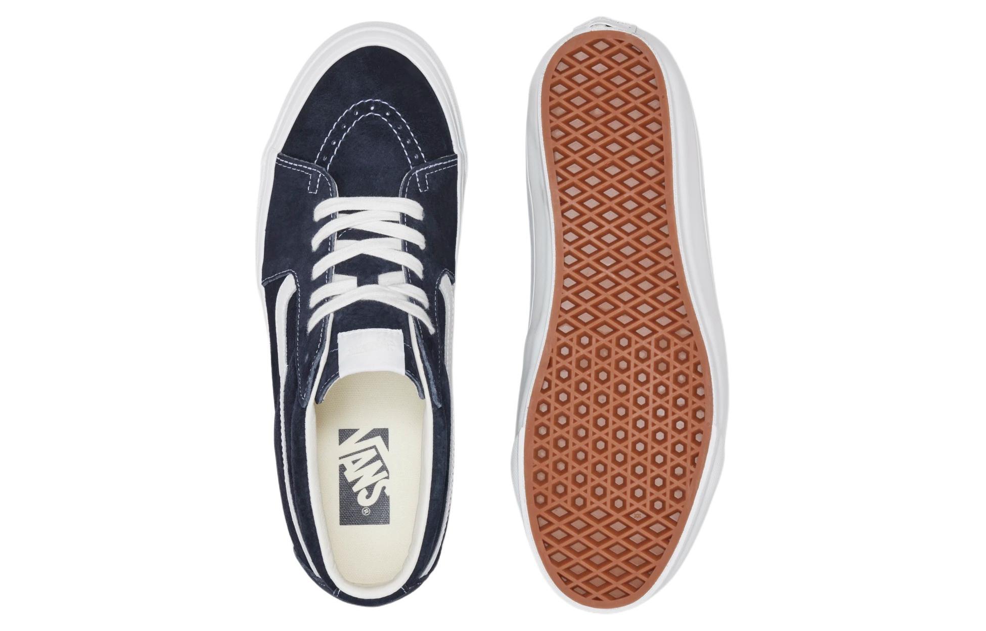 Shop Vans 高級版 Sk8-Mid 83 '低音藍' VN000CQQCIE