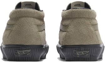 ヴァンズ プレミアム スケート-ミッド 83 'ゴシックグリーン' VN000CQQCUQ VN000CQQCUQ Lookbook ヴァンズ プレミアム スケート-ミッド 83 'ゴシックグリーン' VN000CQQCUQ VN000CQQCUQ