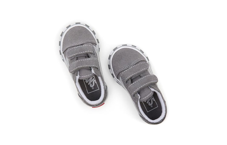 Shop 幼童 Vans Toddler 反光側條織 Old Skool 魔鬼氈低筒休閒滑板鞋 灰白
