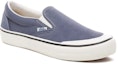 Lookbook Vans Retro Slip-on Pro Biru/Putih VN0A347VUHV