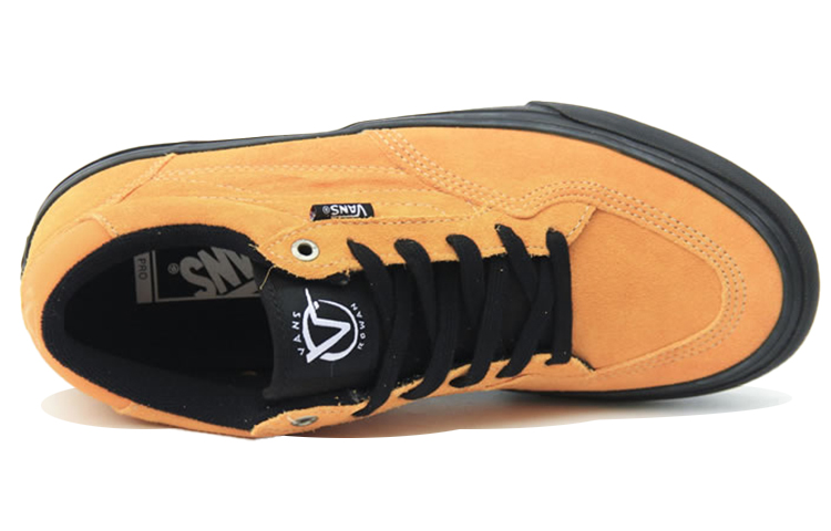 Lookbook ヴァンズ ローマンプロ オレンジ VN0A4TZC2M2