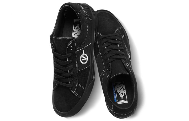 Lookbook Vans Saddle Sid Pro 'Negro' VN0A4BTBB8C