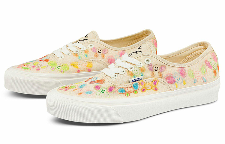 Lookbook Vans Sandy Liang x Authentic 44 DX 'Petal Graffiti' - Kasut Bunga Grafiti VN0A5KX4AXH(S-BOX)
