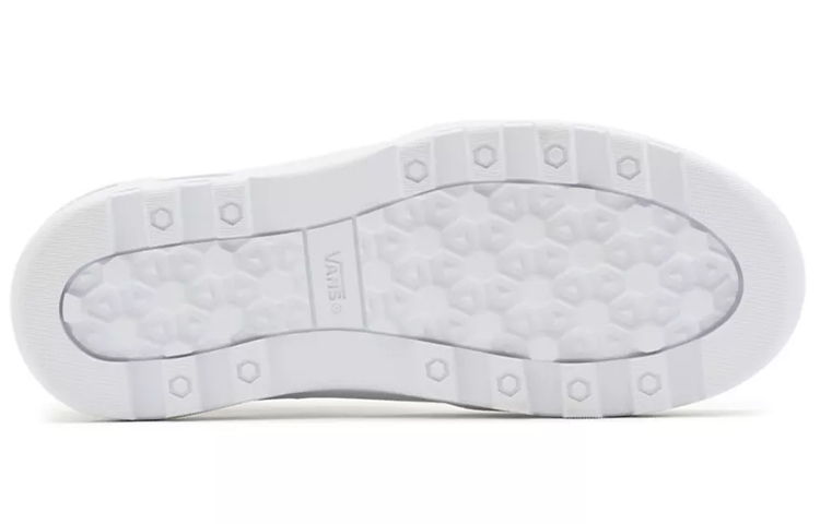 Shop Vans Sentry Old Skool 'Terciopelo Aplastado' VN0A5KR3A62