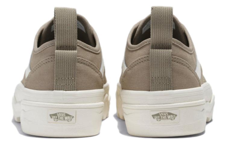 Lookbook Vans Sentry Old Skool WC 'Overland Trek' Zapatillas Retro VN0A5KR3BLV