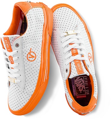 Vans Avenue&Son x Skate Sid Flicks of Fury Sneakers /Oren 'Putih' VN0A5FCE584 Shop Vans Avenue&Son x Skate Sid Flicks of Fury Sneakers /Oren 'Putih' VN0A5FCE584