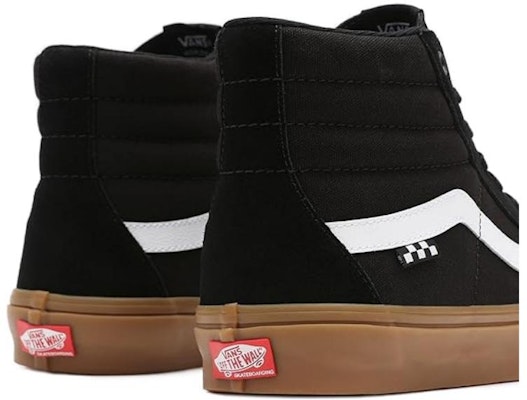 Vans SK8 HI 滑板鞋 男女同款 黑 Shop Vans SK8 HI 滑板鞋 男女同款 黑