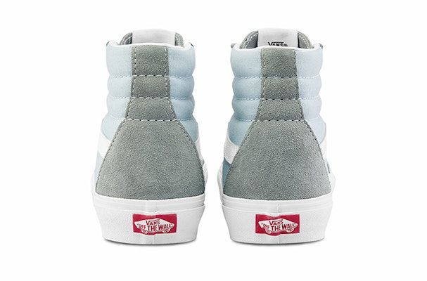 Vans SK8-HI (经典运动) 灰色 VN0A32QG4FY Shop Vans SK8-HI (经典运动) 灰色 VN0A32QG4FY