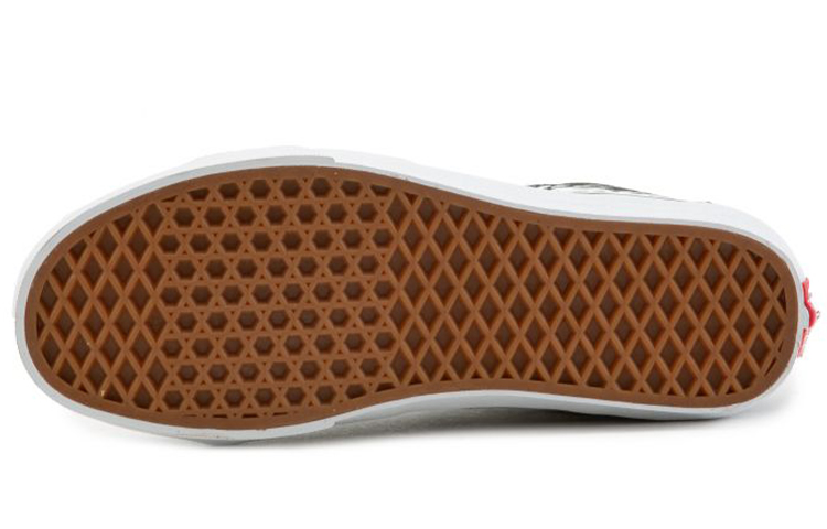 Purchase Vans Sk8-Hi 'TM Glow Skulls' VN0A4U3C5C2 (鬼面發光)