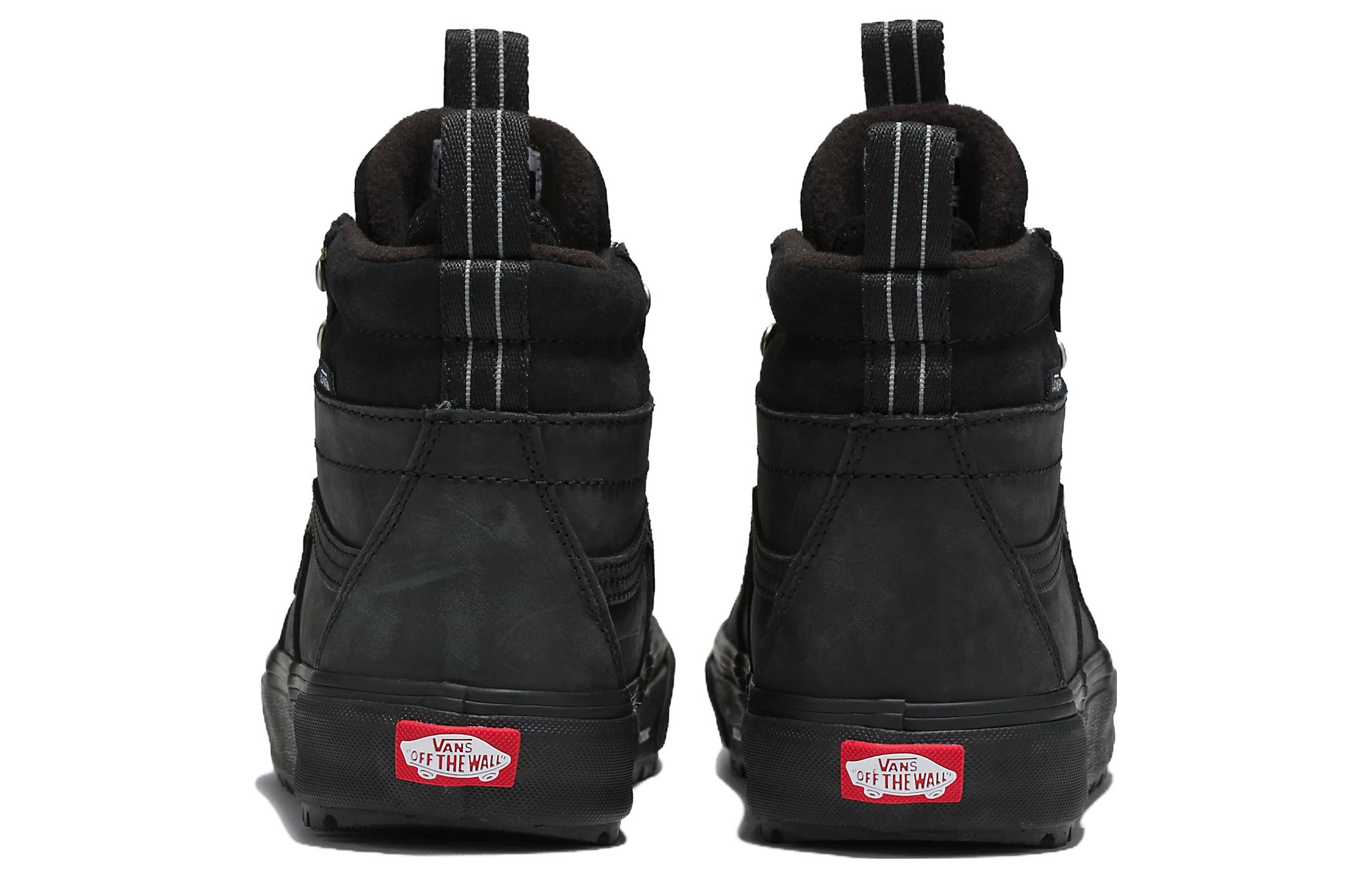 Lookbook Vans Sk8-Hi DR MTE-2 'Hitam' VN0009QMBLA