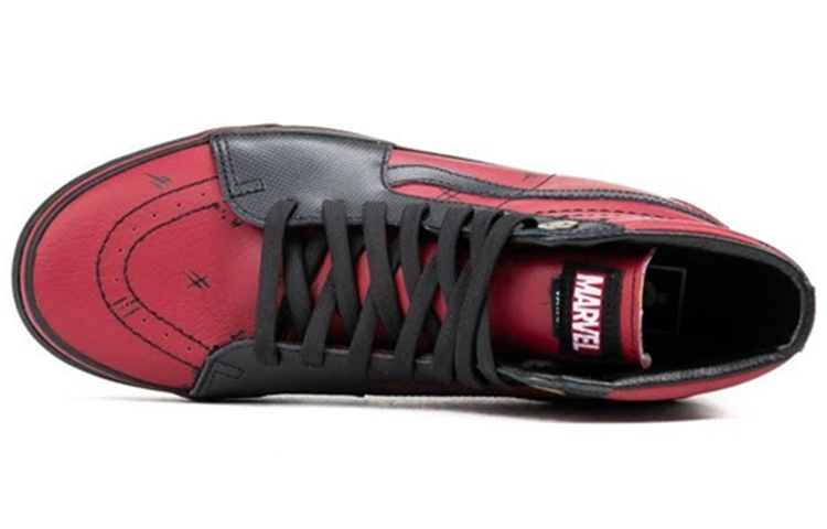 Lookbook Vans SK8-Hi Marvel Deadpool 'Negro Rojo' VA38GEUBJ