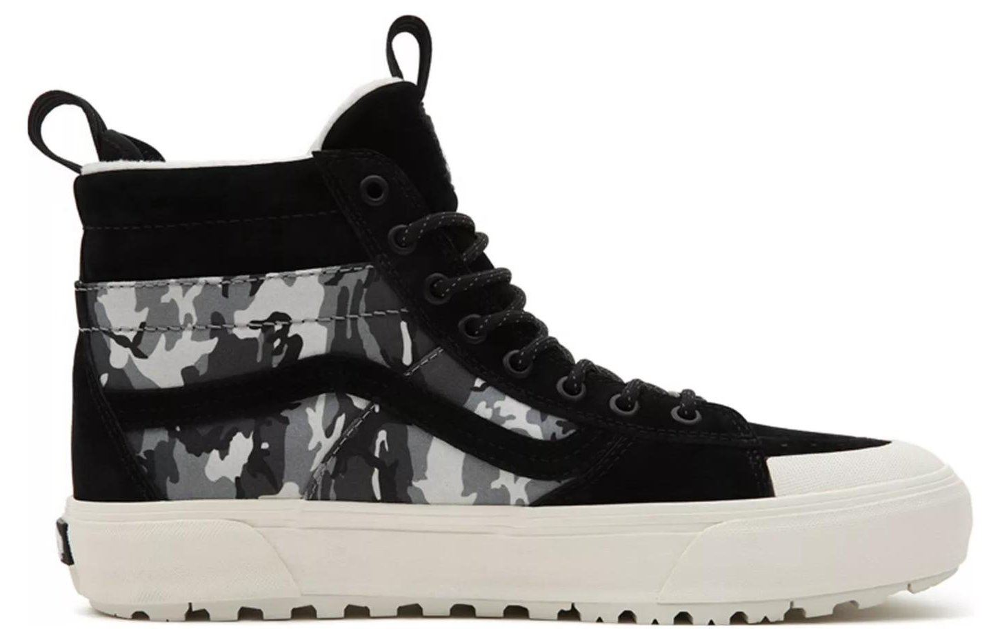 Order Sepatu Vans SK8-Hi MTE-2 'Hitam Putih' VN0A5HZZ1KP