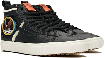 Vans Sk8-Hi MTE 'NASA Space Voyager Hitam' VN0A3DQ5UQ3 Lookbook Vans Sk8-Hi MTE 'NASA Space Voyager Hitam' VN0A3DQ5UQ3