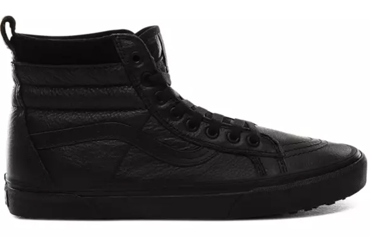 Order Vans Sk8-Hi MTE in Pelle ''Nero''. VN0A4BV7XKN