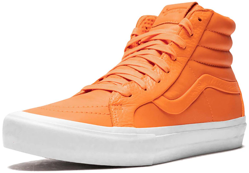 バンズ Sk8-Hi 復刻「秋の輝き」 VN0A3DPOOHU Lookbook バンズ Sk8-Hi 復刻「秋の輝き」 VN0A3DPOOHU
