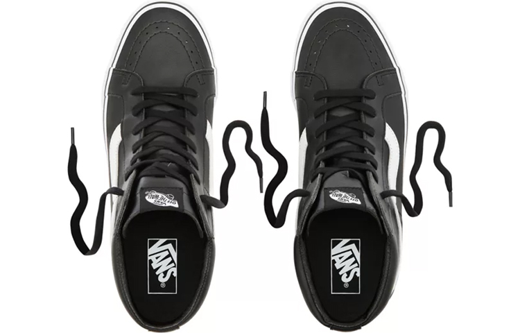 Shop Vans Sk8-Hi Reissue Kulit Tumble Klasik 'Hitam' VN0A2XSBNQR