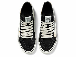 Vans Sk8-Hi 黑白高帮鞋 VN0A4UWN4V4 Shop Vans Sk8-Hi 黑白高帮鞋 VN0A4UWN4V4