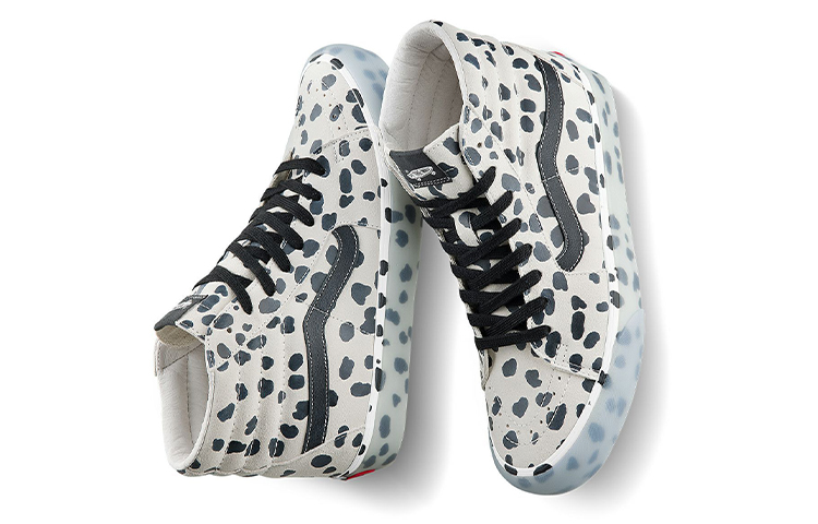 Lookbook Vans Sk8-Hi Vault LX 'Dalmatian' VN0A4CS52V2