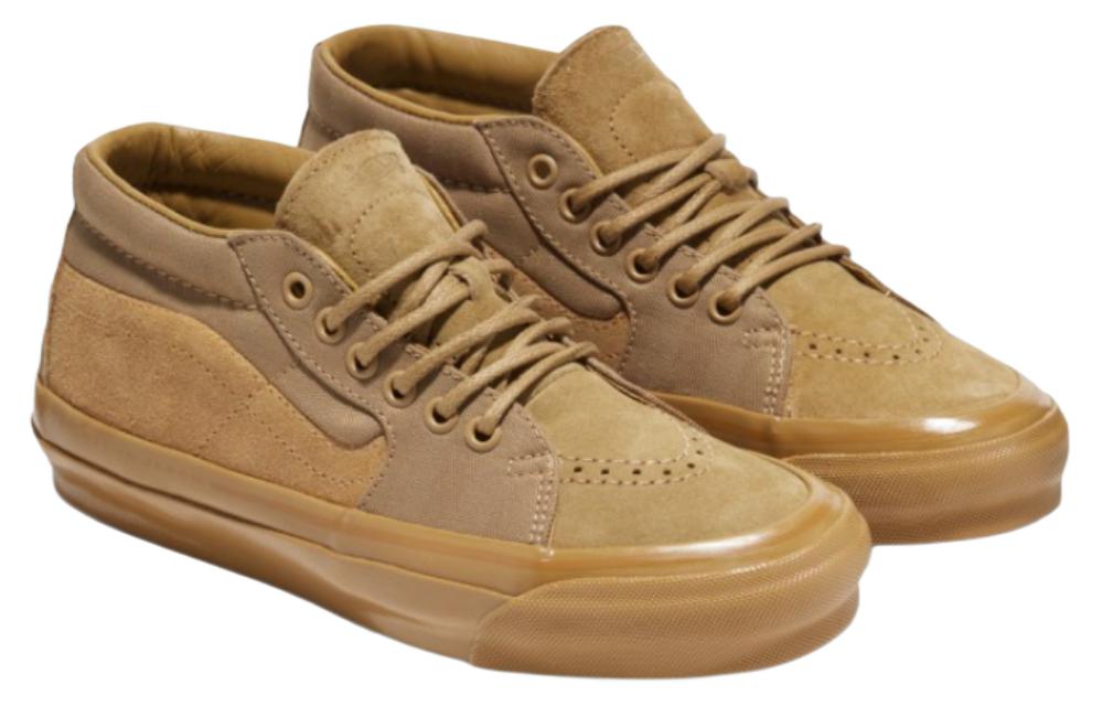 Shop Vans Sk8-Mid Reissue 83 MG '羚羊' 运动鞋 VN000E7J5QJ