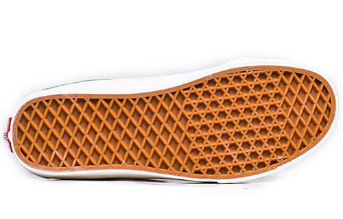 Shop バンズ SK8-Mid 白/緑 VN0A391FTP0