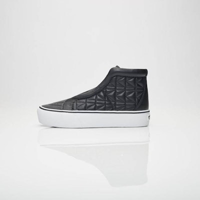 Vans Sk8 Hi无鞋带平台Karl Lagerfeld绗缝黑色版 VN0A3DQ7OEL Order Vans Sk8 Hi无鞋带平台Karl Lagerfeld绗缝黑色版 VN0A3DQ7OEL