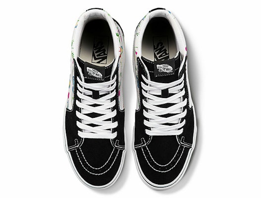 Vans Unisex SK8-Hi High-Top Sneakers Hitam/Putih VN0A5HXVUC0 Lookbook Vans Unisex SK8-Hi High-Top Sneakers Hitam/Putih VN0A5HXVUC0