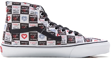 Vans SK8 HI 桃心棋盤格 情人節限定 高幫 板鞋 男女同款 黑白 Order Vans SK8 HI 桃心棋盤格 情人節限定 高幫 板鞋 男女同款 黑白