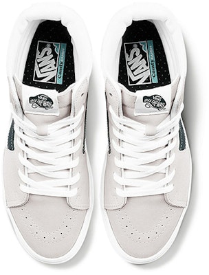 반스 컴피쿠시 스케이트-하이 그레이/그린 (50 characters) VN0A3WMB1SB Lookbook 반스 컴피쿠시 스케이트-하이 그레이/그린 (50 characters) VN0A3WMB1SB