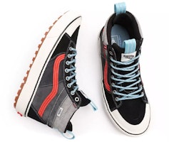 Vans SK8-HI Mte-2 'Hitam Abu Muda Pink' VN0A5HZZY8J Shop Vans SK8-HI Mte-2 'Hitam Abu Muda Pink' VN0A5HZZY8J