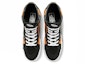 Lookbook Vans Unisex SK8-Hi Reissue Kasut Tinggi Hitam/Oren VN0A2XSBORA