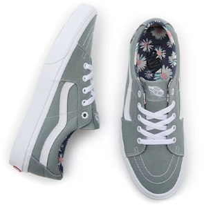 Vans SK8-Low 闻花系列 '白灰色' VN0A4UUKB7P Shop Vans SK8-Low 闻花系列 '白灰色' VN0A4UUKB7P