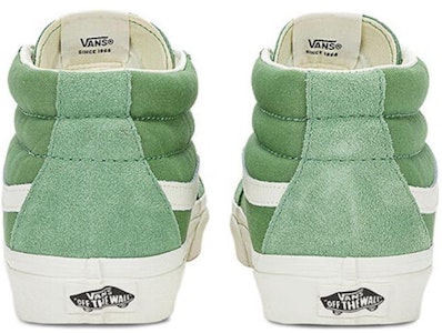 Vans 圓頭繫帶 耐磨減震 中筒 滑板鞋 男女同款 綠色 Shop Vans 圓頭繫帶 耐磨減震 中筒 滑板鞋 男女同款 綠色