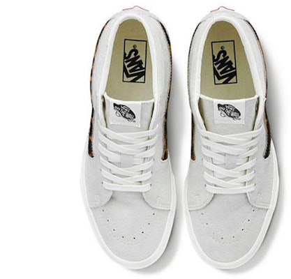 Vans Sk8-Mid レトロ ミッドトップ キャンバス (ホワイト) VN0A3WM3033 Lookbook Vans Sk8-Mid レトロ ミッドトップ キャンバス (ホワイト) VN0A3WM3033