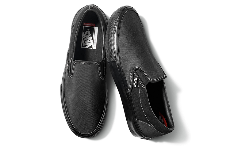 Lookbook Vans Skate Classics Slip-On Hitam VN0A5FCABLK