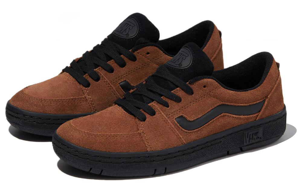 Lookbook Vans Skate Fairlane VCU Coklat VN0005VFY49