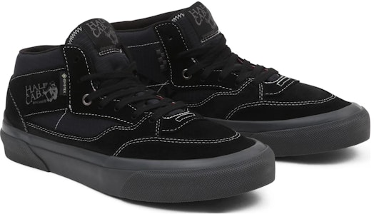 Vans Skate Half Cab ‘92 Gore-Tex 'Hitam' VN0005V4BLK Lookbook Vans Skate Half Cab ‘92 Gore-Tex 'Hitam' VN0005V4BLK