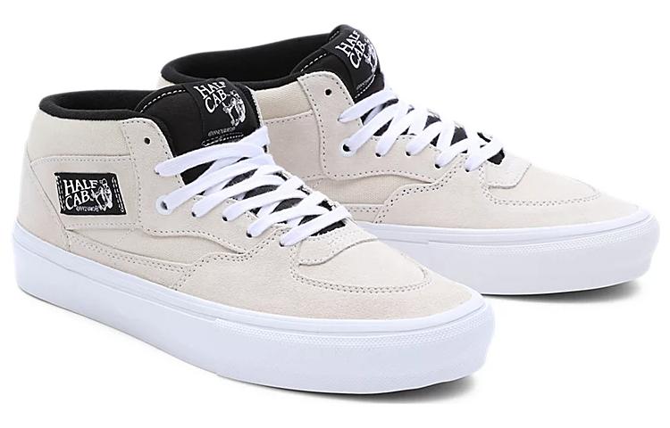 Lookbook ヴァンズ スケート ハーフキャブ ライトベージュ VN0A5FCDDJR