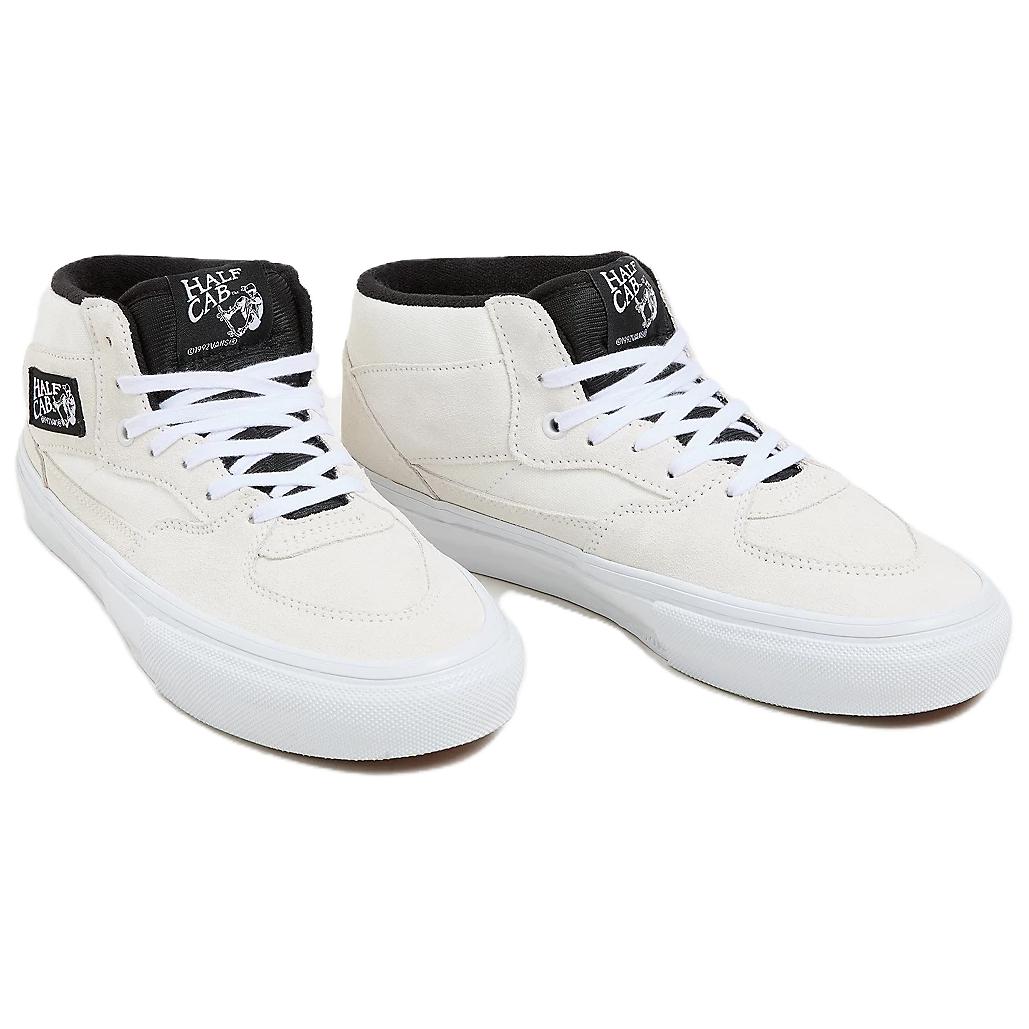 Shop Vans Skate Half Cab ''Bianco Nero'' VN0A5FCDYB2