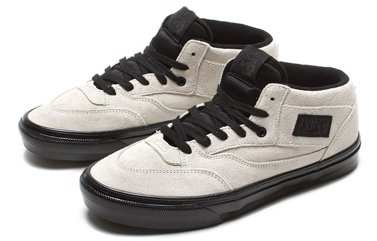 Order Vans Skate Half Cab Mid-Top Sneakers Kelabu Abu-Abu VN0A5KYAKIG